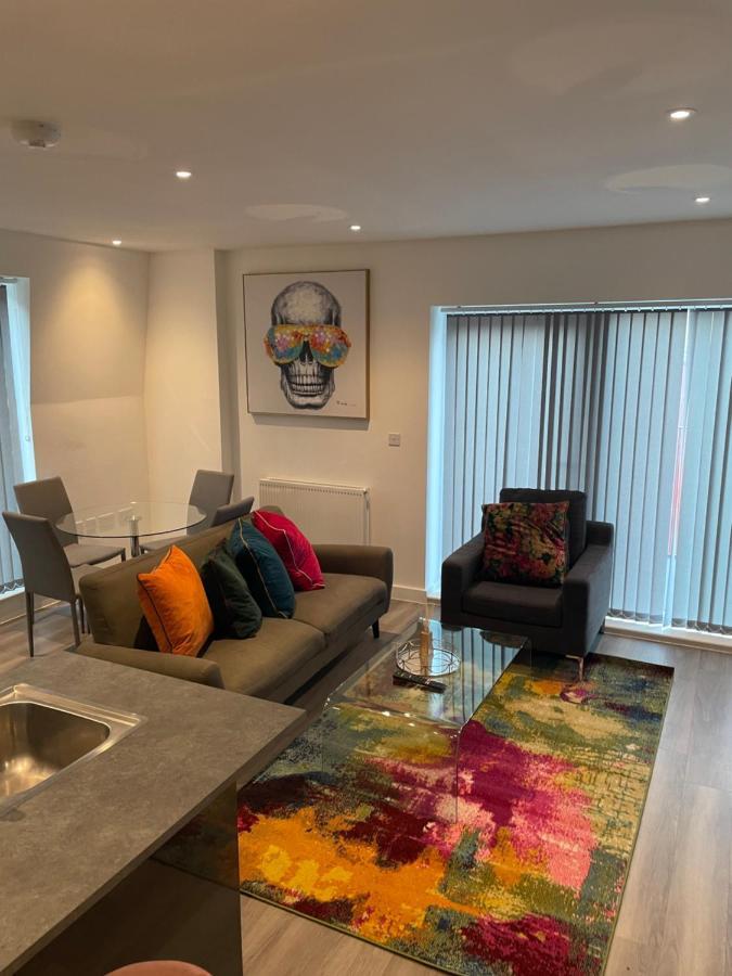 Lovely 2 Bed Apartment With Parking London Ngoại thất bức ảnh