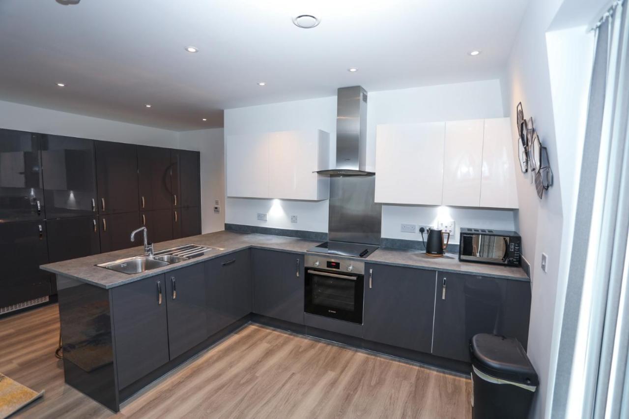 Lovely 2 Bed Apartment With Parking London Ngoại thất bức ảnh