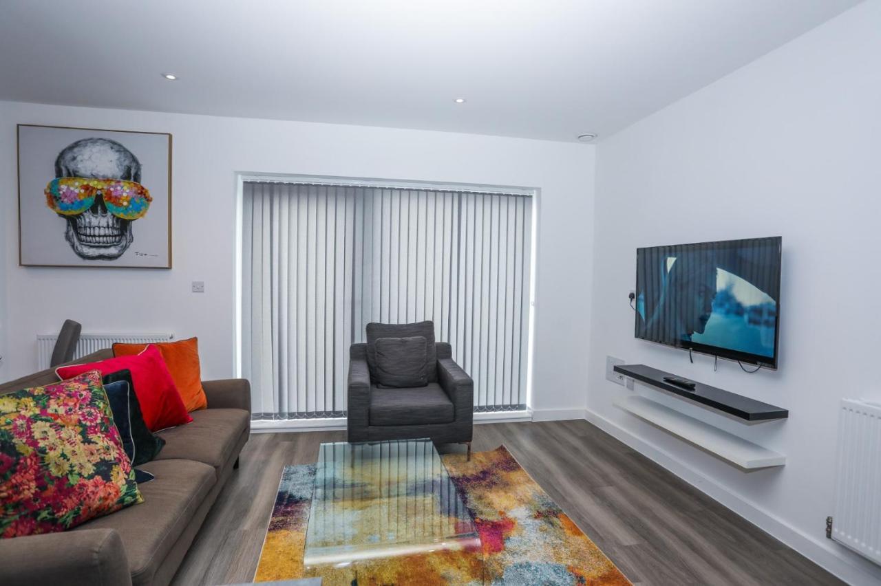 Lovely 2 Bed Apartment With Parking London Ngoại thất bức ảnh